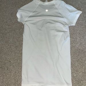 lululemon white swiftly tech short sleeve size 4